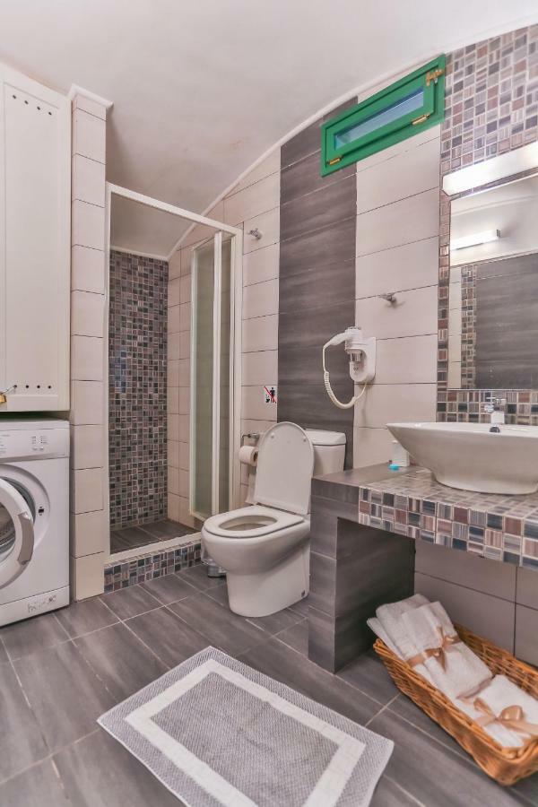 Annika Deluxe Apartments Simi Dış mekan fotoğraf