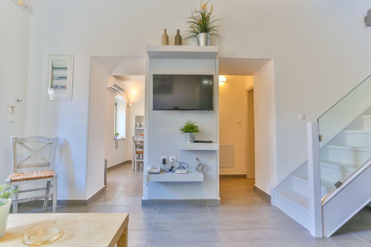 Annika Deluxe Apartments Simi Dış mekan fotoğraf